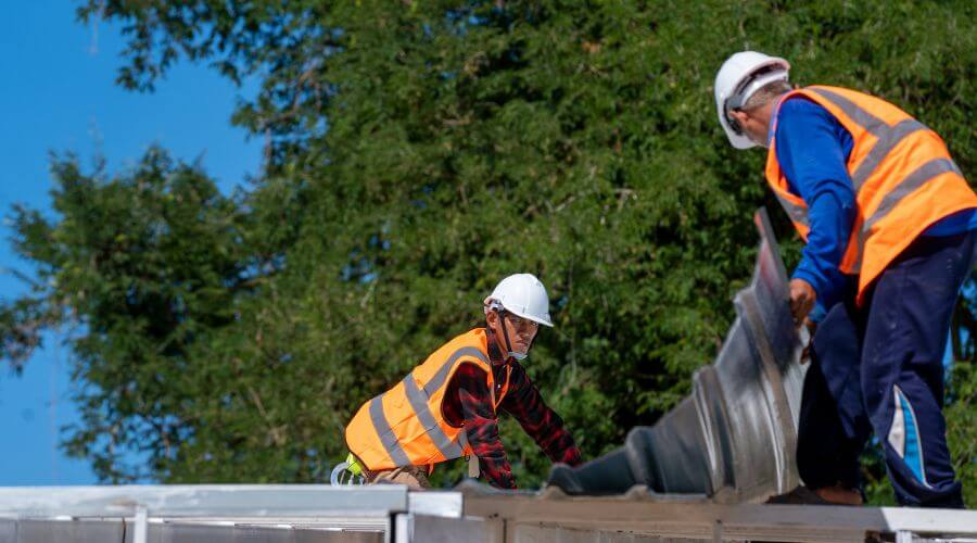Professional new roof installation services in Algonac, MI